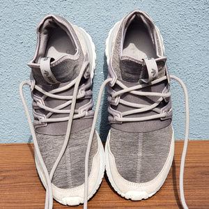 Adidas Men's Tubular Radial Originals Running Shoe